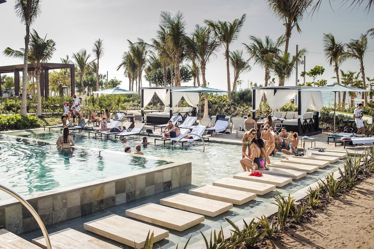 Cove Beach — Luxury beach club · brand, website, membership, menus & activations